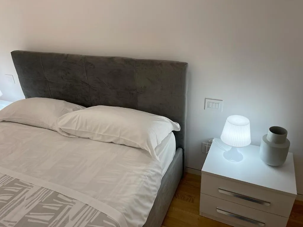 Apartment Imhome - Dante Milan